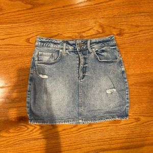 Trendy Jean Skirt!!